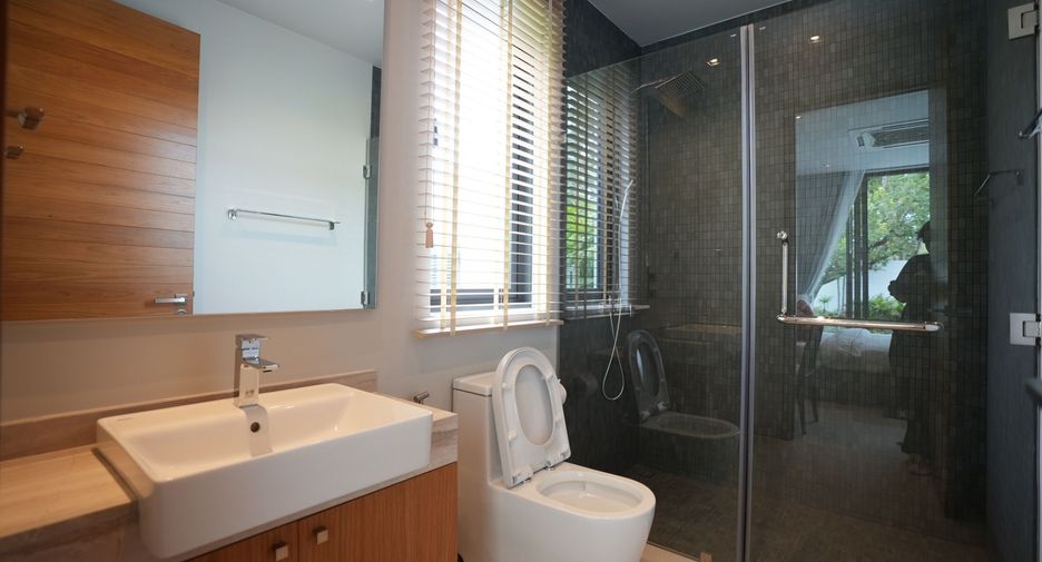For rent 3 bedrooms villa in Thalang, Phuket