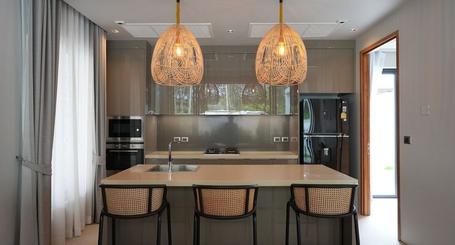 For rent 3 bedrooms villa in Thalang, Phuket