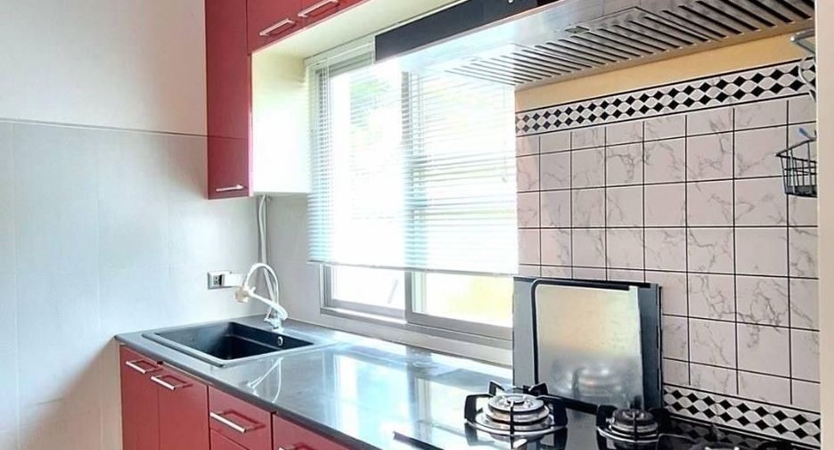 For rent 4 bedrooms house in Prawet, Bangkok