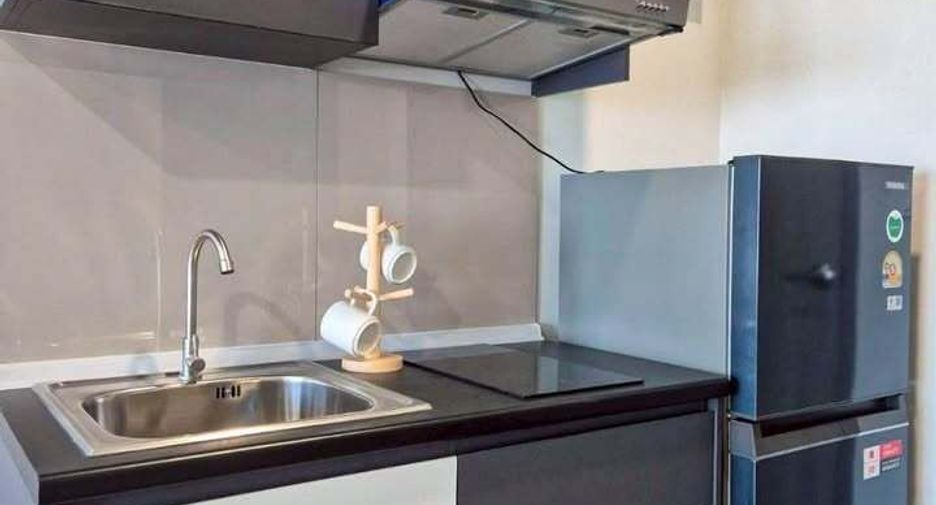 Wohnung zur Miete mit Studio in Chom Thong, Bangkok