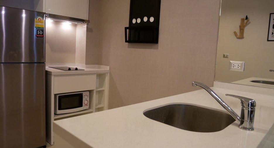 Condo en venta de 1 habitaciones en Khlong Toei, Bangkok