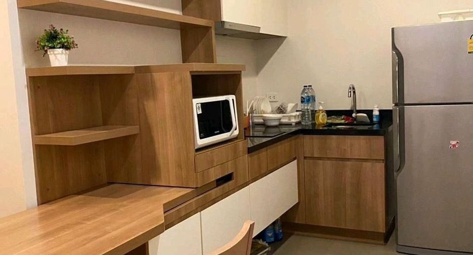 For rent 1 bed condo in Watthana, Bangkok