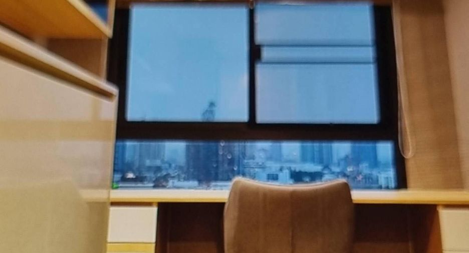 For sale 2 bedrooms condo in Phra Khanong, Bangkok