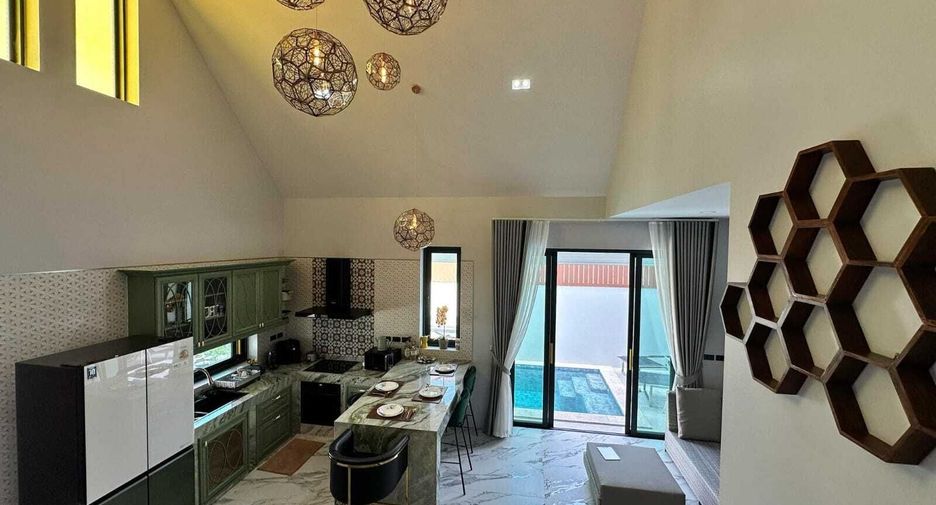 For rent 2 bedrooms villa in Mueang Phuket, Phuket