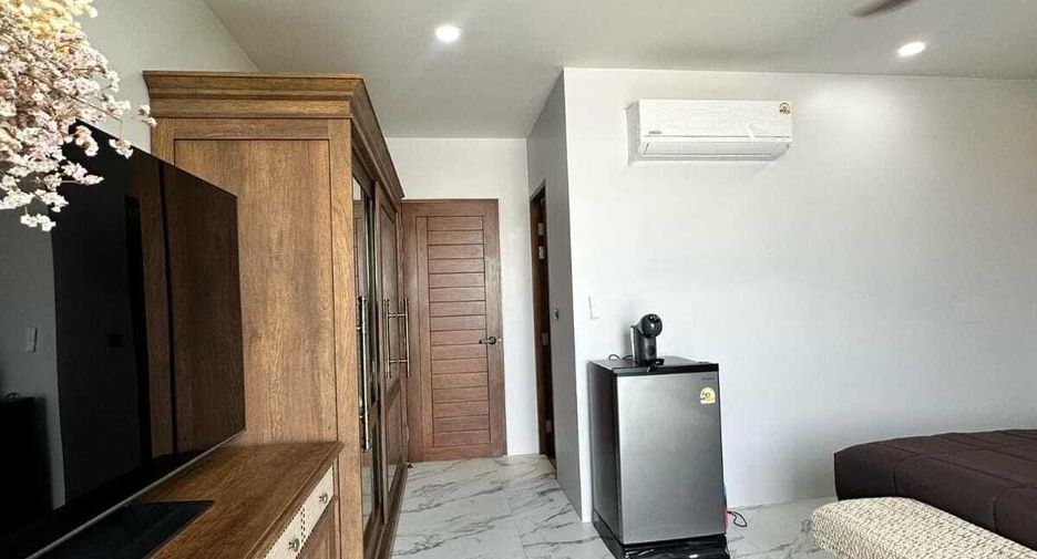 For rent 2 bedrooms villa in Mueang Phuket, Phuket