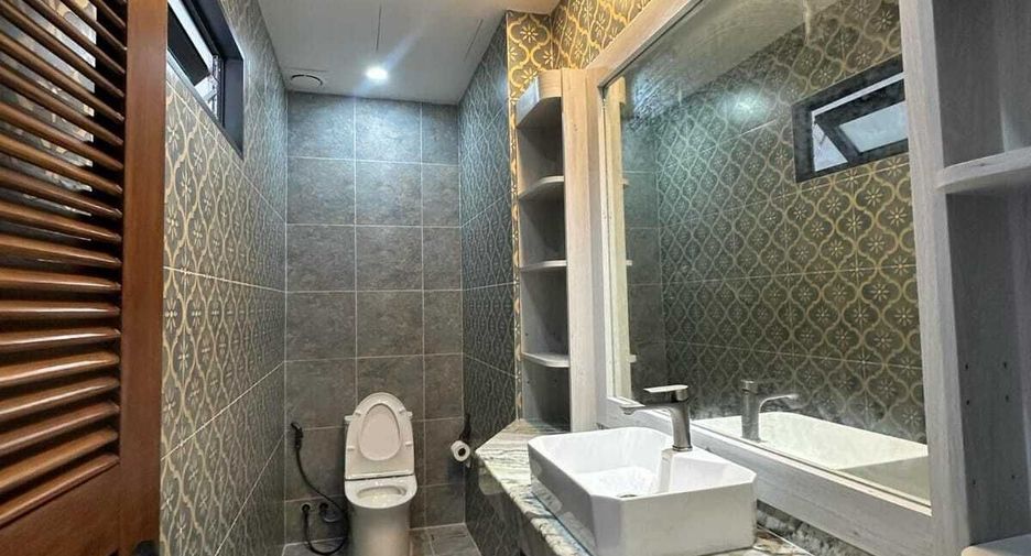 For rent 2 bedrooms villa in Mueang Phuket, Phuket