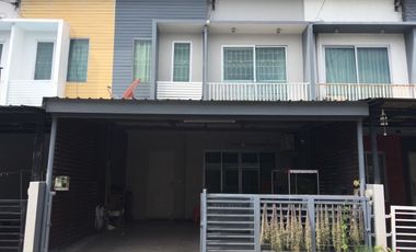 For sale 3 bedrooms townhouse in Bueng Kum, Bangkok