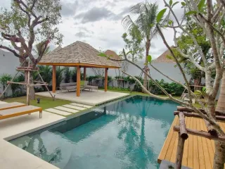 For rent 4 bedrooms villa in Thalang, Phuket