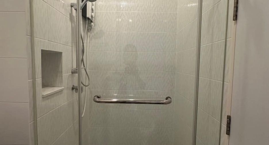 For sale and for rent 1 bed condo in Watthana, Bangkok