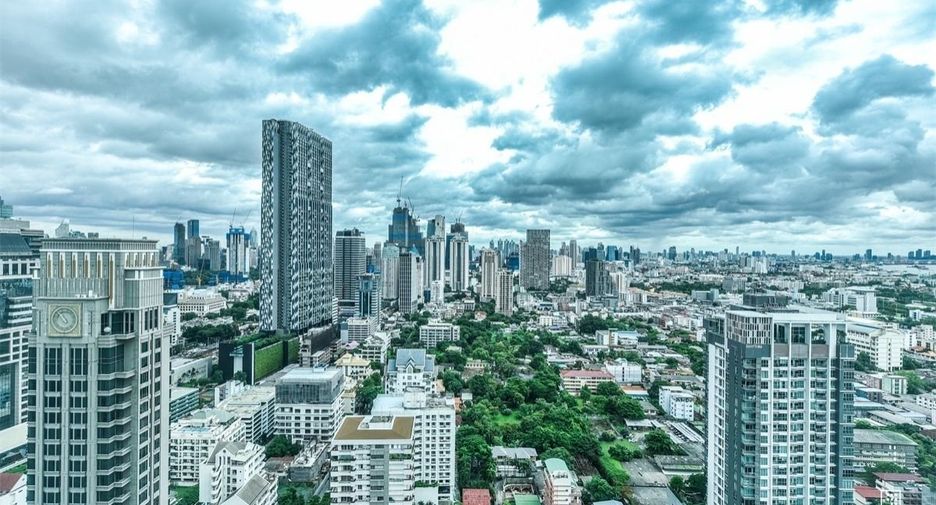 For sale 3 bedrooms condo in Sathon, Bangkok