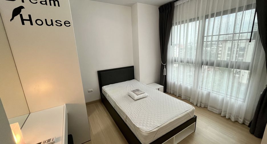 For rent 2 bedrooms condo in Thon Buri, Bangkok
