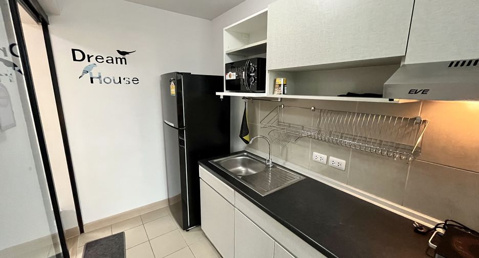 For rent 2 bedrooms condo in Thon Buri, Bangkok