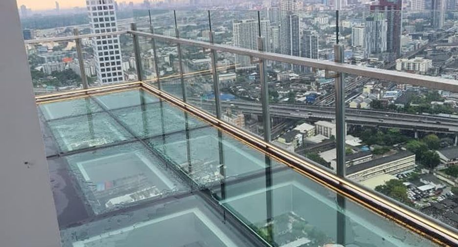 For rent 1 bed condo in Watthana, Bangkok