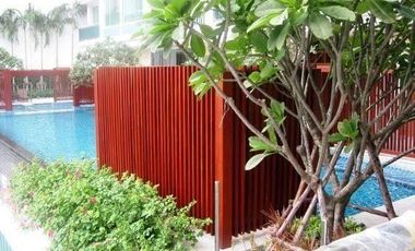 For sale 3 bedrooms condo in Watthana, Bangkok