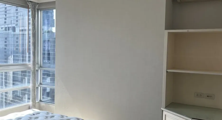 For rent 2 bedrooms condo in Sathon, Bangkok