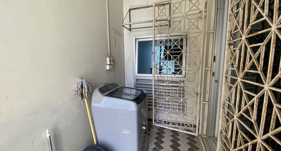 Condo en alquiler de 2 habitaciones en Sathon, Bangkok