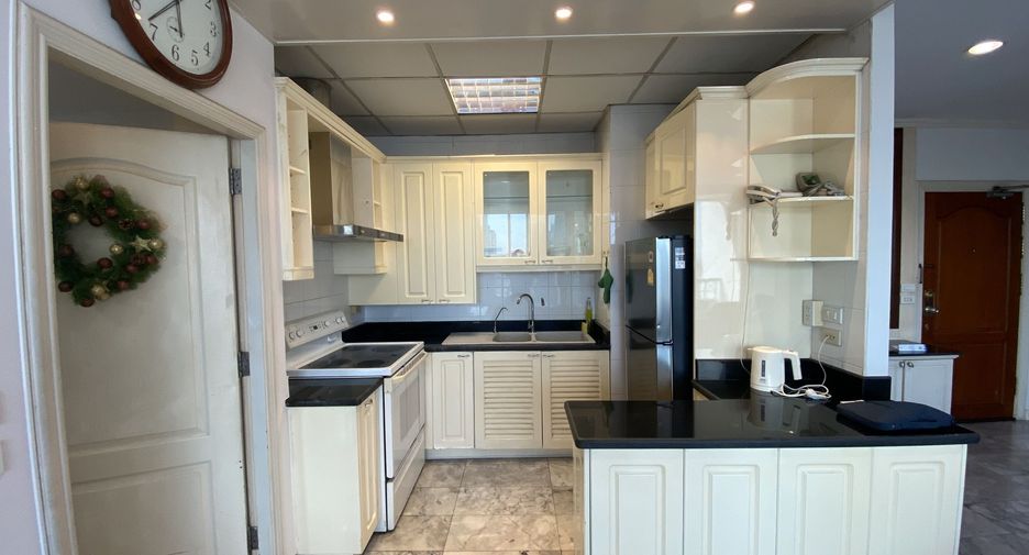 Condo en alquiler de 2 habitaciones en Sathon, Bangkok