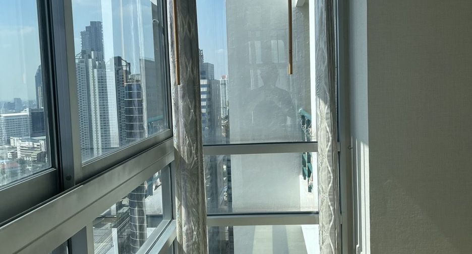 Condo en alquiler de 2 habitaciones en Sathon, Bangkok