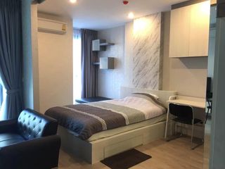 For rent 1 bed condo in Bang Rak, Bangkok
