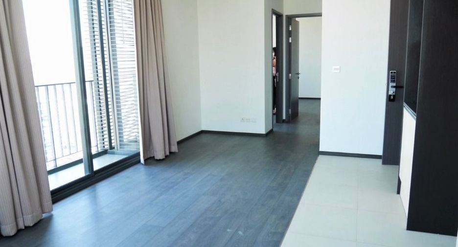 Condo en venta de 2 habitaciones en Khlong Toei, Bangkok
