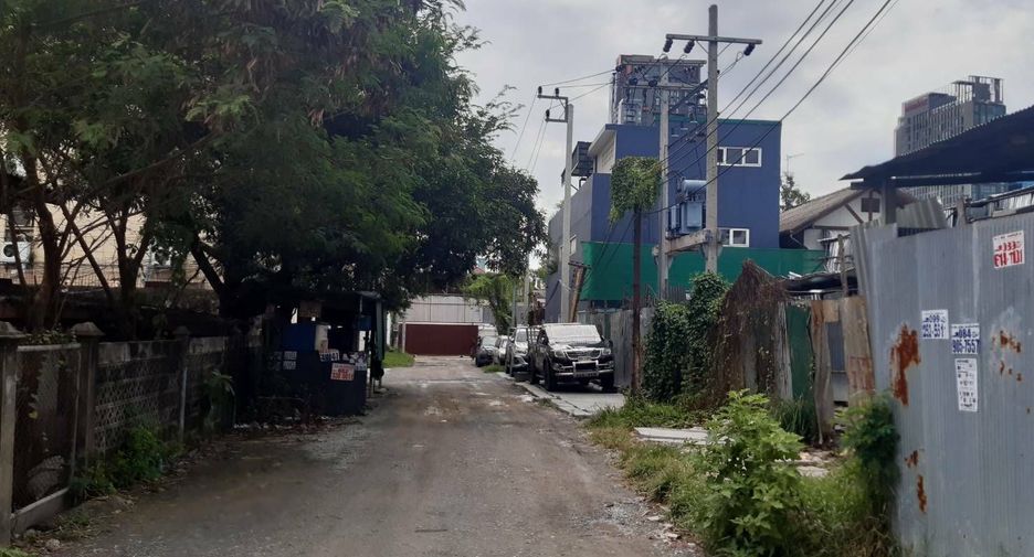 Grundstück zum Kauf in Watthana, Bangkok