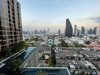 À louer 1 chambre condo à Khlong Toei, Bangkok