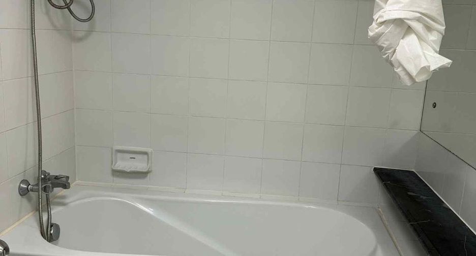 For rent studio condo in Watthana, Bangkok
