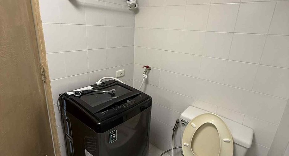For rent studio condo in Watthana, Bangkok