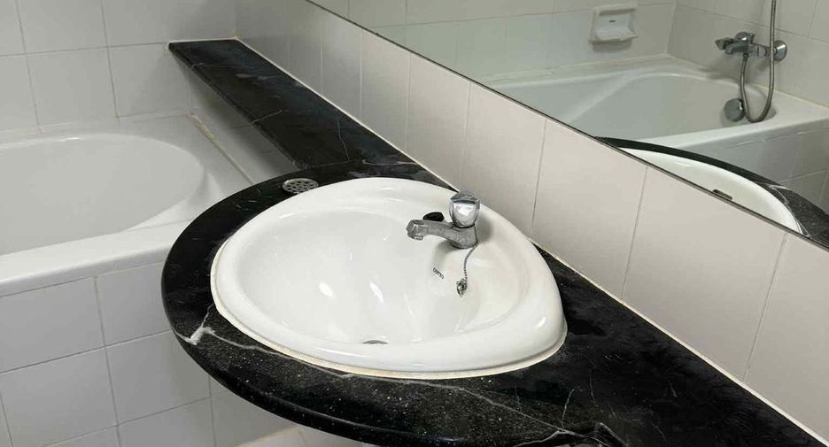 For rent studio condo in Watthana, Bangkok