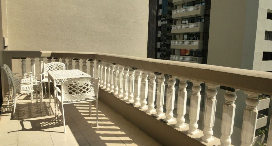 For rent 3 ベッドルーム condo in Khlong Toei, Bangkok