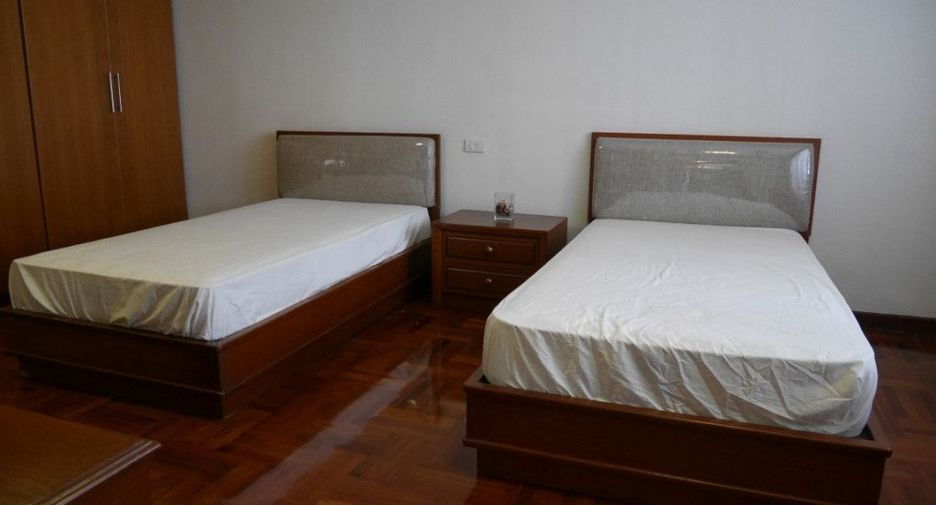 For rent 3 ベッドルーム condo in Khlong Toei, Bangkok