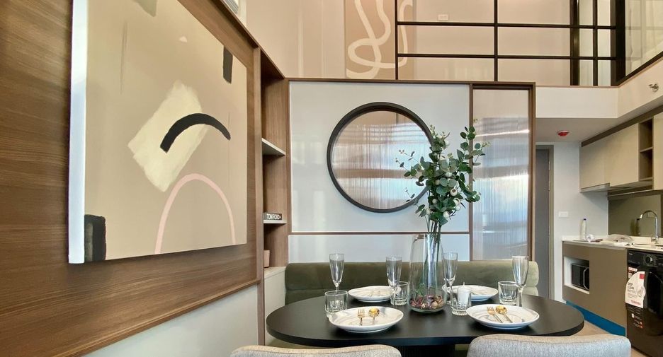 Condo en alquiler de 2 habitaciones en Huai Khwang, Bangkok