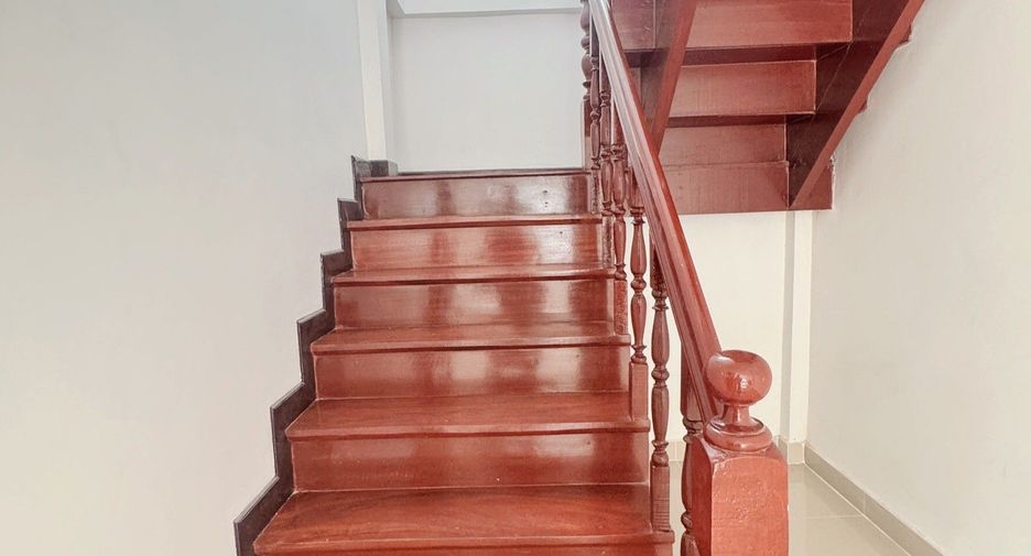 For sale 4 bedrooms house in Bang Khae, Bangkok