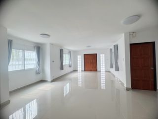 For sale 4 bedrooms house in Bang Khae, Bangkok