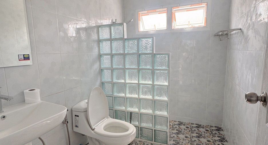 For sale 4 bedrooms house in Bang Khae, Bangkok