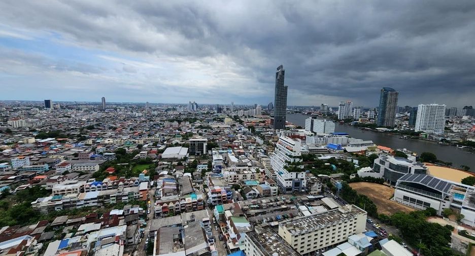 For rent 2 bedrooms condo in Bang Kho Laem, Bangkok