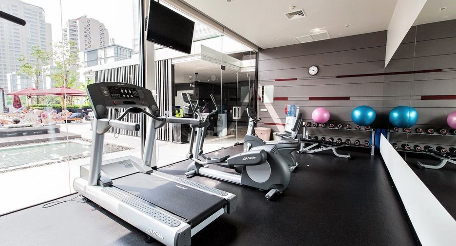 For rent 1 bed condo in Khlong Toei, Bangkok