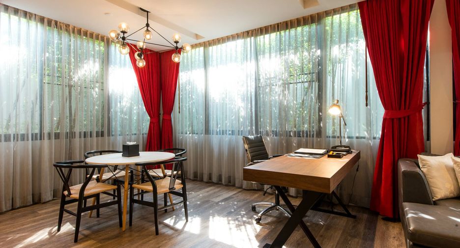 For rent 1 bed condo in Khlong Toei, Bangkok