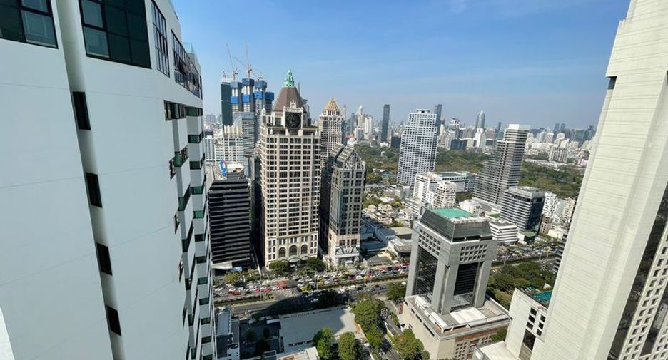 Wohnung zur Miete mit 3 Zimmer in Sathon, Bangkok