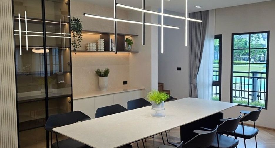 Haus zur Miete mit 4 Zimmer in Bang Phli, Samut Prakan