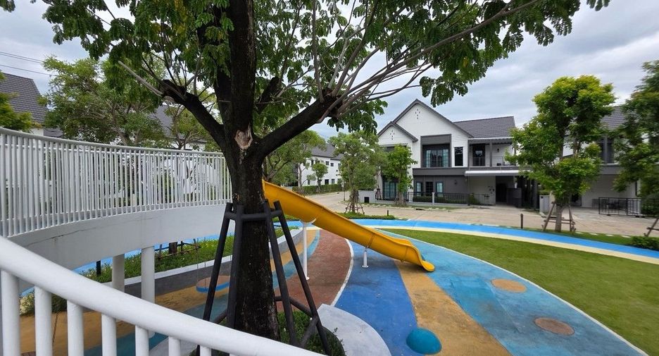 Haus zur Miete mit 4 Zimmer in Bang Phli, Samut Prakan