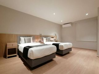 ให้เช่า 3 ห้องนอน คอนโด ใน วัฒนา, กรุงเทพฯ