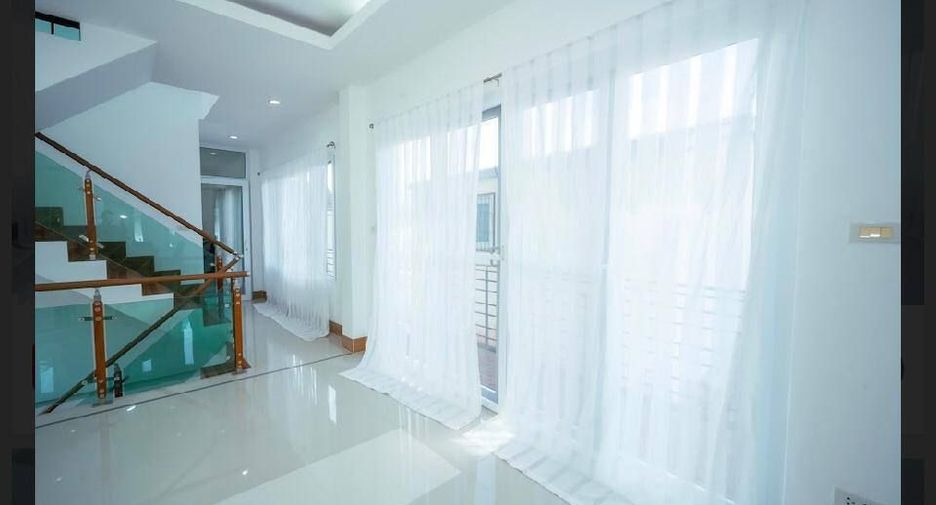 Villa en venta de 3 habitaciones en Mueang Phuket, Phuket