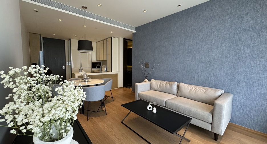 For rent 2 bedrooms condo in Khlong Toei, Bangkok