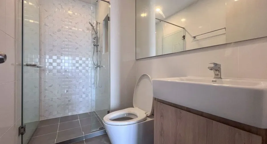 À louer 1 chambre condo à Bang Phlat, Bangkok