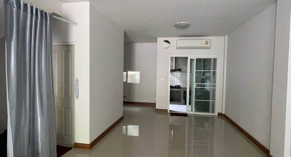 À louer 3 chambres maison à Sai Mai, Bangkok