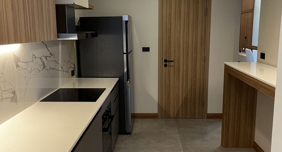 Apartamento en alquiler de 2 habitaciones en Khlong Toei, Bangkok