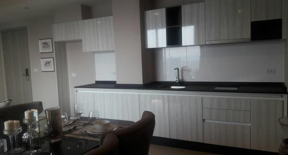 Продажа 2 спальни кондо в Щаттхана, Бангкок