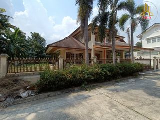 For sale 5 bedrooms house in Lat Krabang, Bangkok