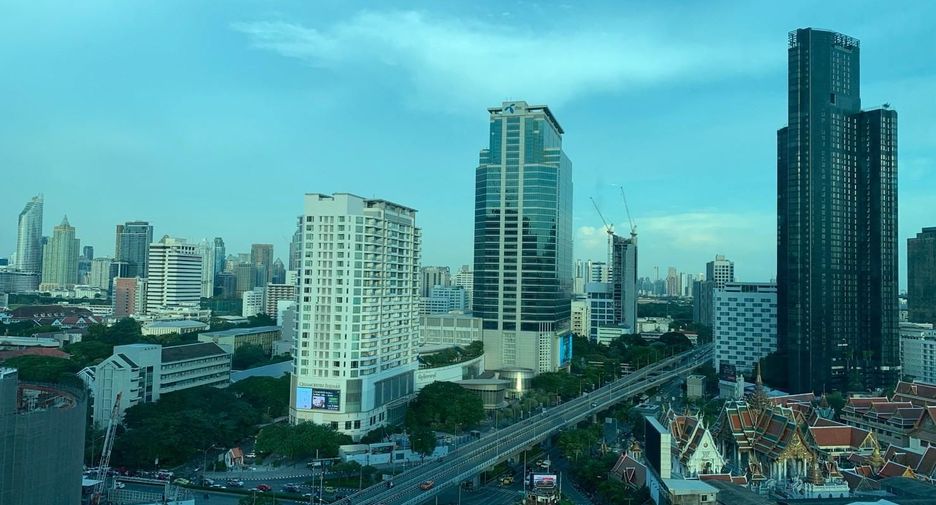 For sale 2 bedrooms condo in Bang Rak, Bangkok